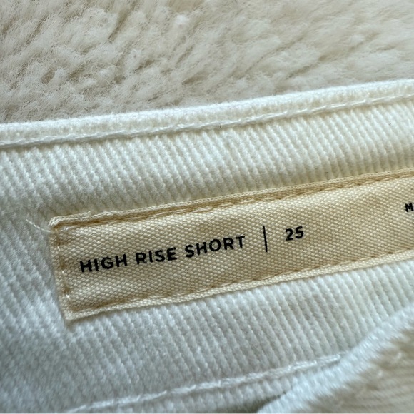 NEW!!! PacSun women high rise white shorts size 25 - Picture 4 of 6